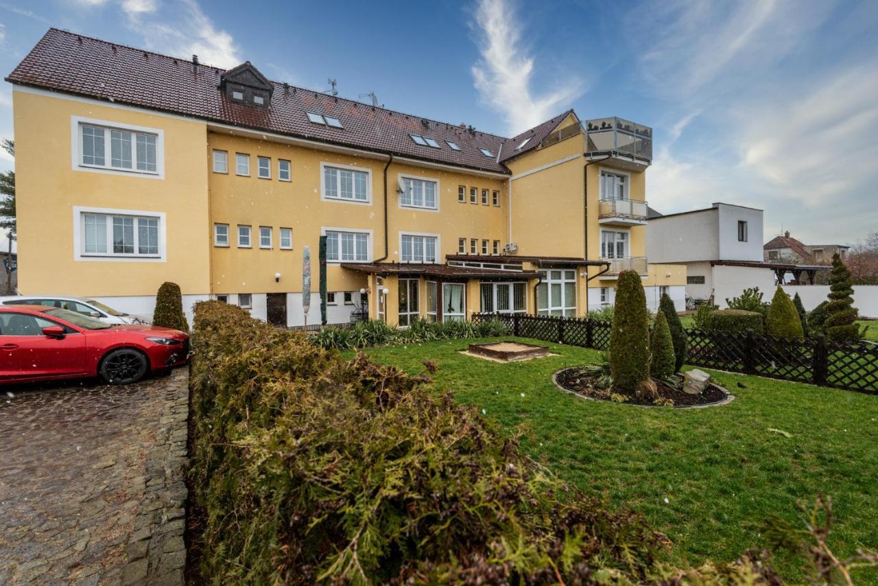 Pension U Mydlaru Mnichovo Hradiště Exterior foto